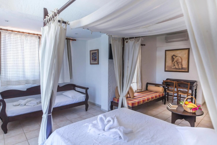 Creta Aquamarine Hotel