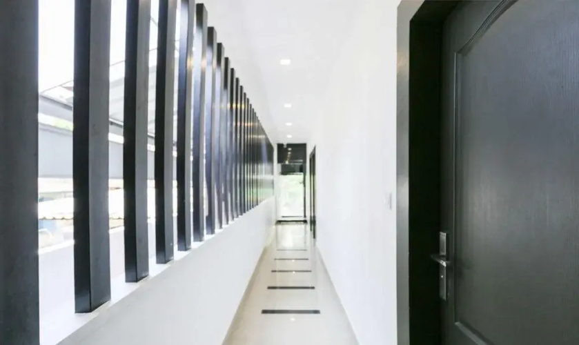 Qube Hotel