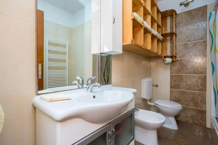 2 Bedrooms Apartment with balcony