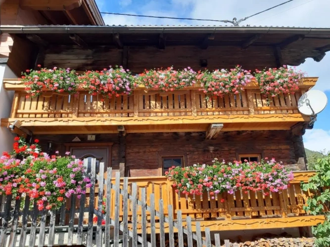 Double Cottage