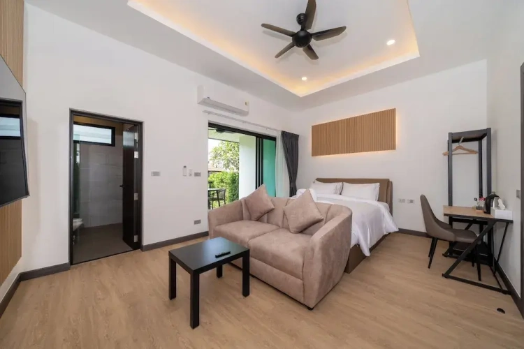 Deluxe Double room with garden view