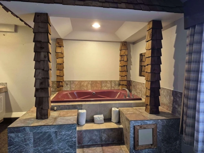Quadruple Suite