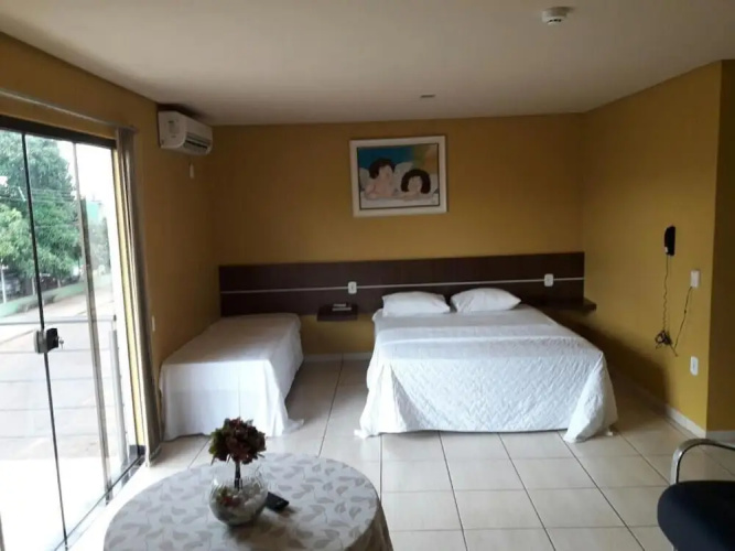 Almeidas Hotel