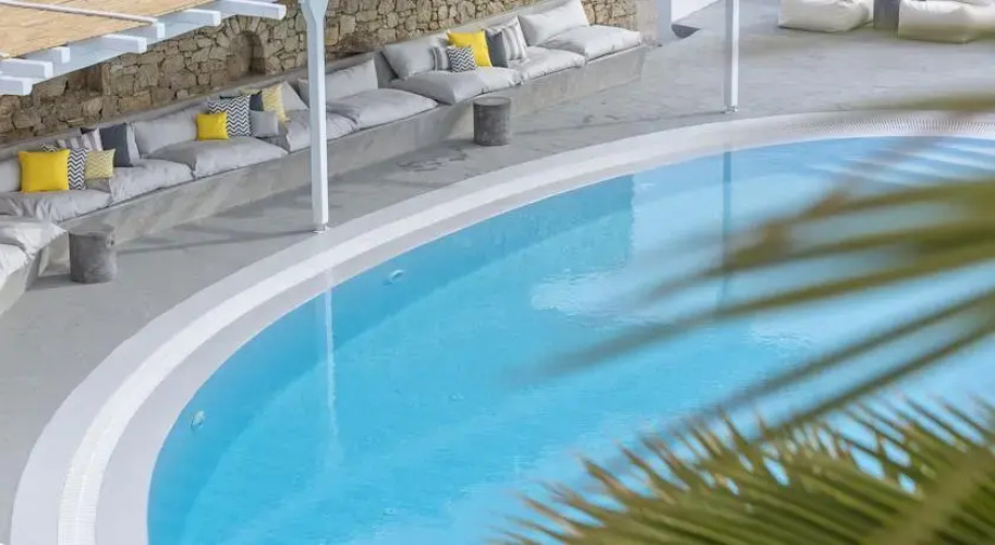 Carrop Tree Hotel