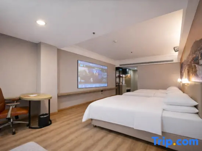 Standard Twin Family room