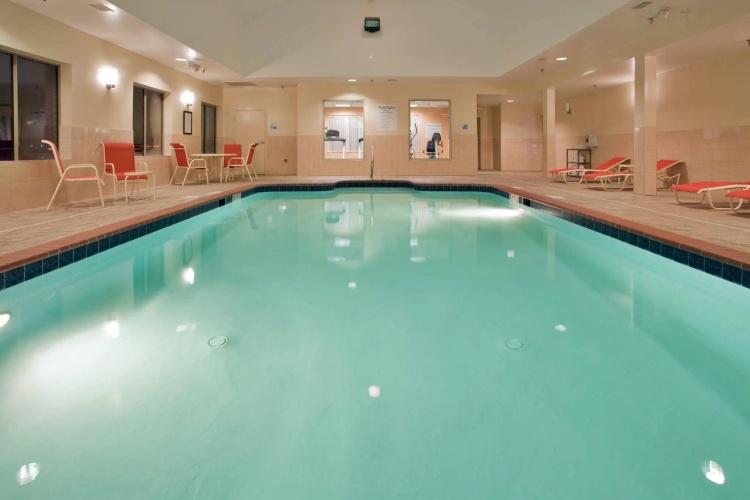 Holiday Inn Express Hotel & Suites Fredericksburg photo 20