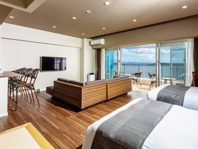 Premium Suite with balcony
