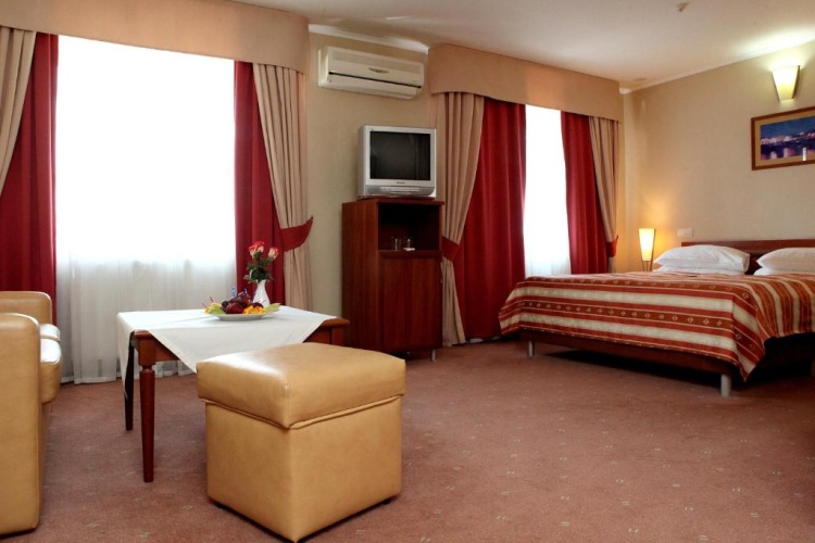 Deluxe Double room with view