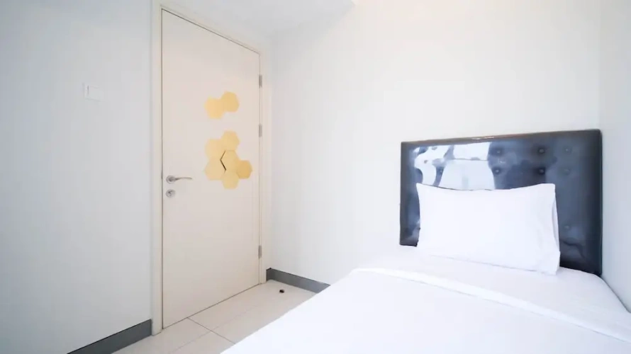 2 Bedrooms Apartment