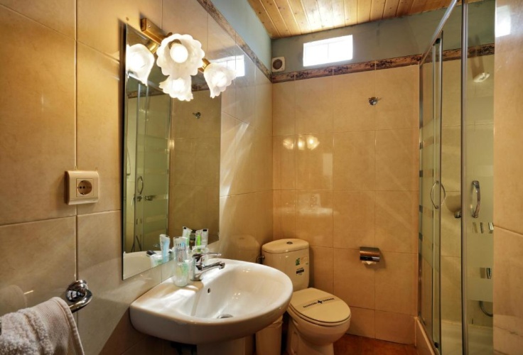 1 Bedroom Apartment with view