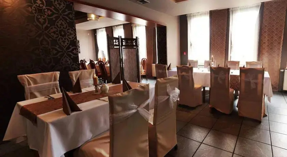 Hotel Nad Stawem