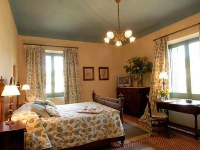 Caserio De LobonesOver view