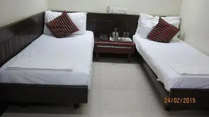 Empire Hotel