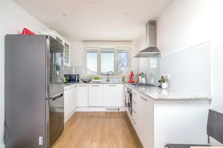 JOIVY Stylish flat between London Bridge