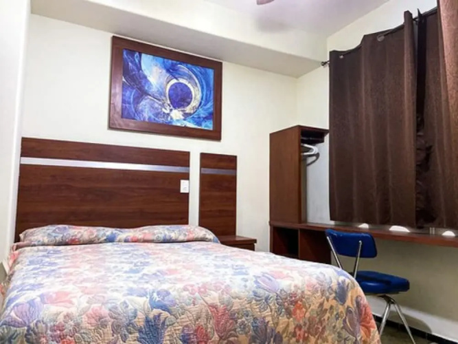 Hotel Diana