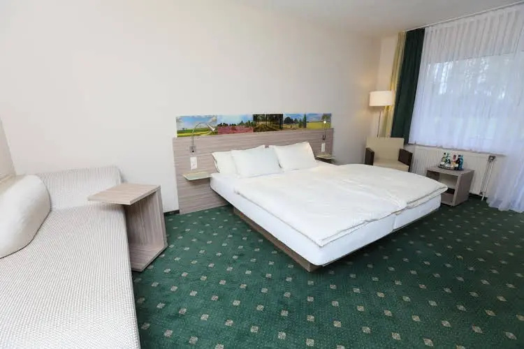 Jeddinger Hof Land- Und Seminarhotel