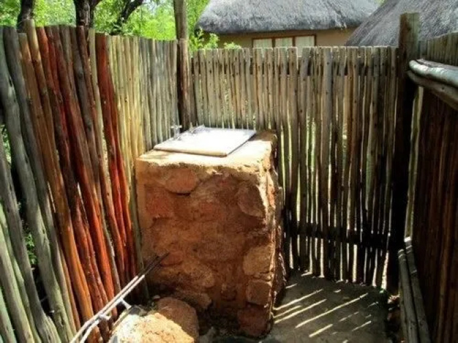 Pitsi Bush Camp