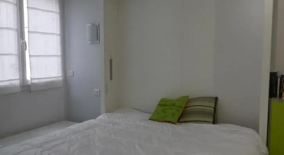 Apartment Paris - Voltaire