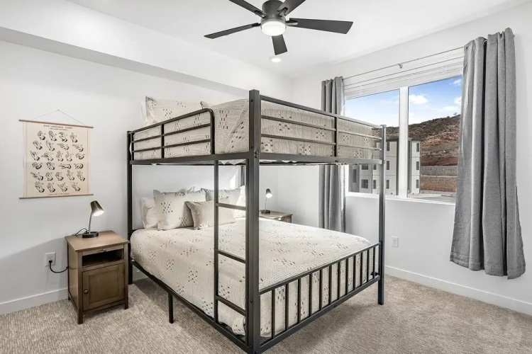 Starlight Crossing 4 Bedroom Condo