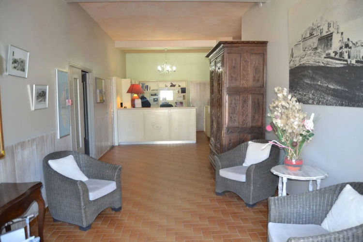 Hôtel Cyrnea