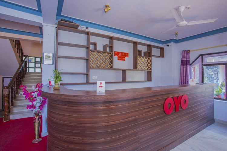 OYO 227 Hotel Moonstone Inn