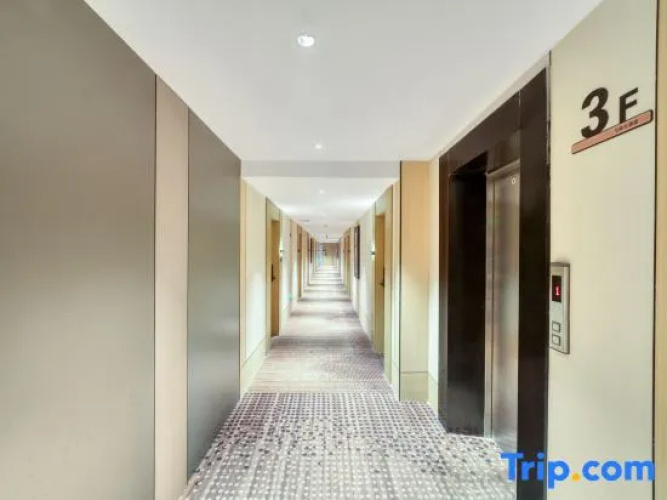 Yiyang hotel