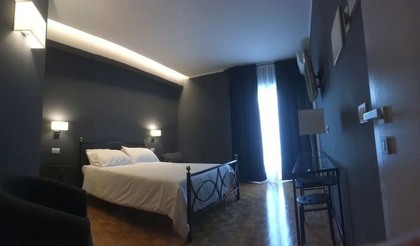 Robin Rooms
