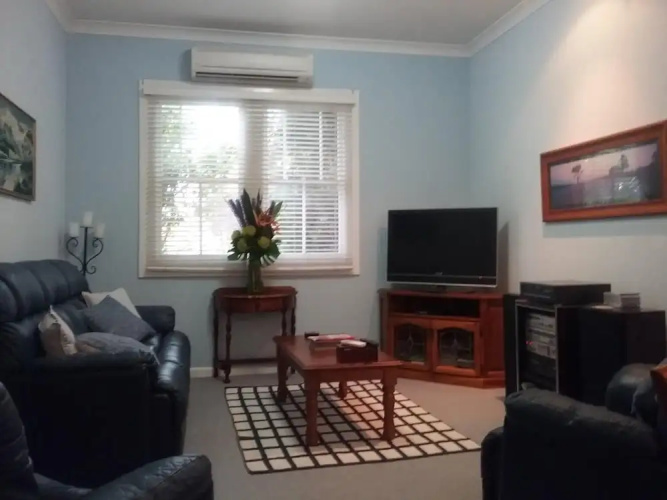 Langley Cottage B & B