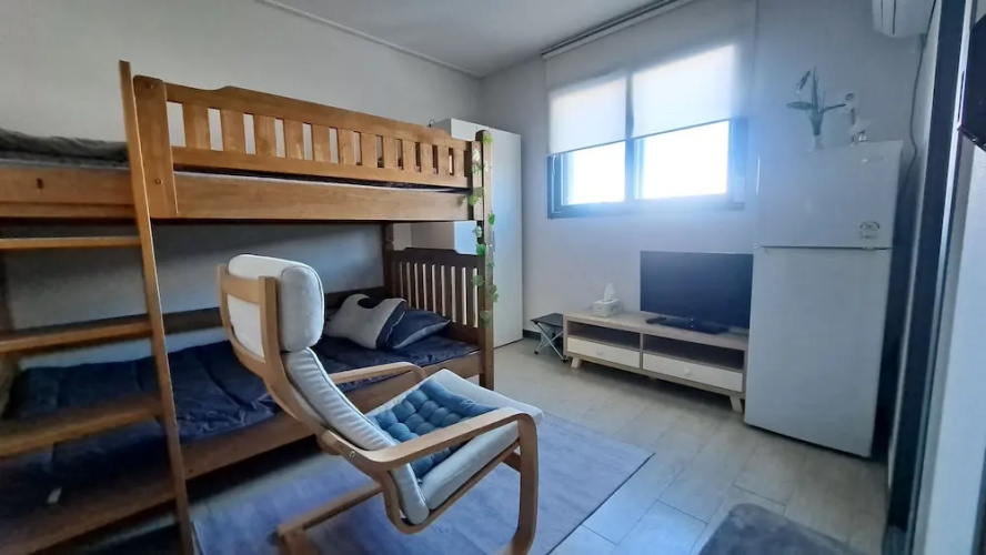 Yolo House