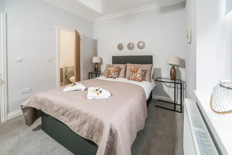 14 Helena House Lux Apartment