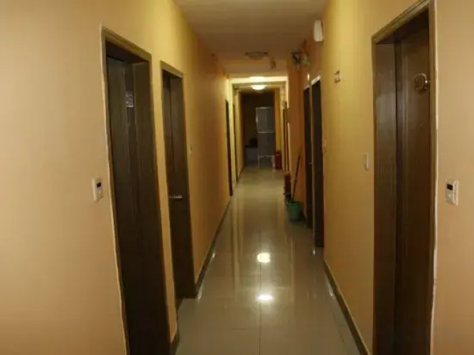 Jurong Middle Street Hotel