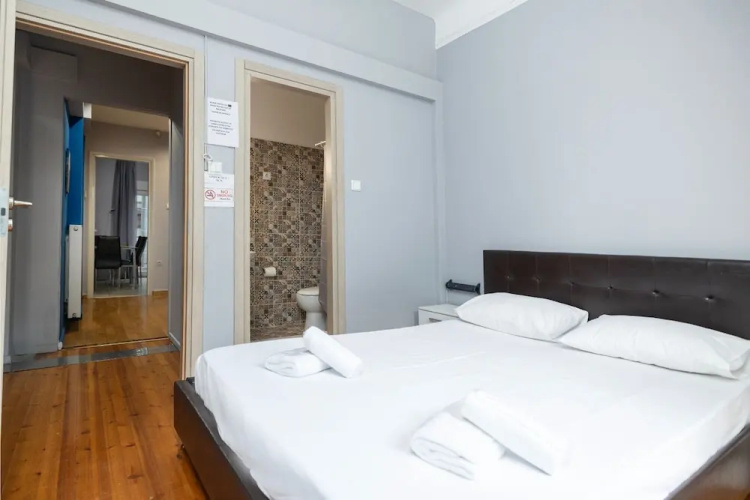 Egnatia Central Spacious 3 Bd Apt