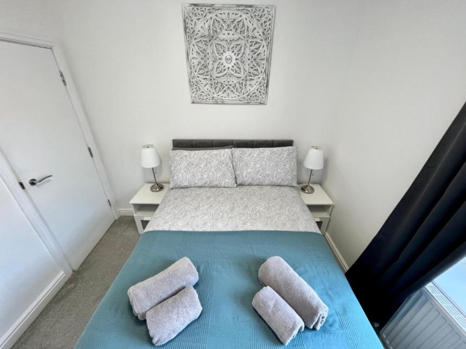 Apartment with balcony