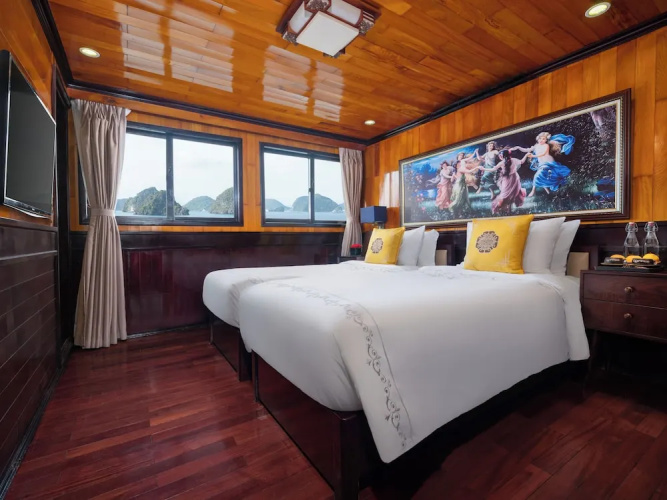 Hera Classic Boutique Cruises