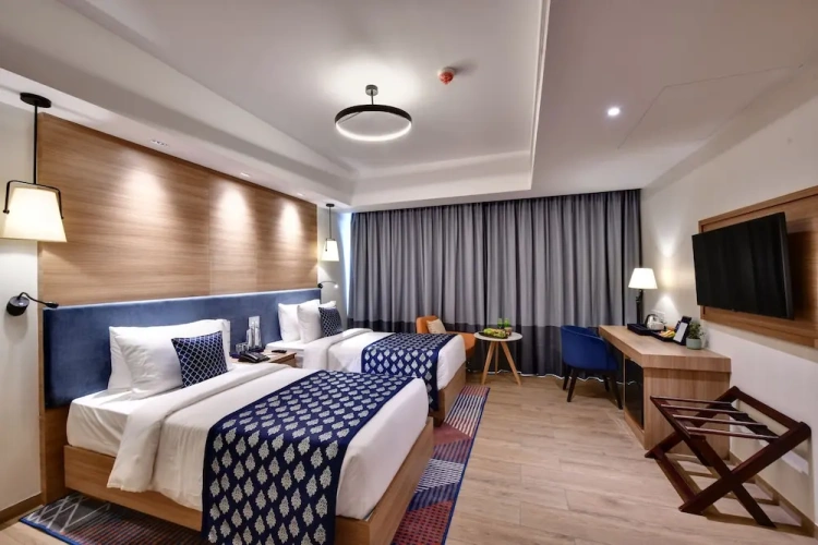 Standard Club room
