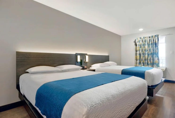 Deluxe Quadruple room