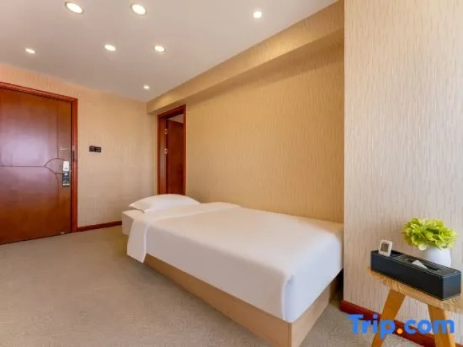 1 Bedroom Deluxe Suite