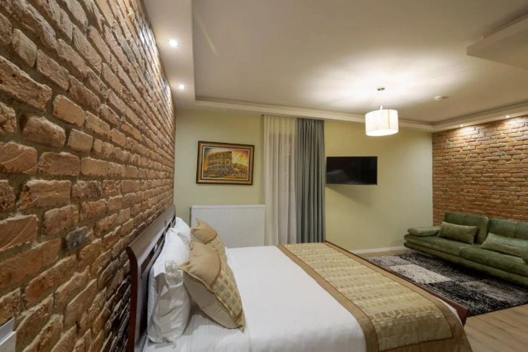 Casta Diva Hotel