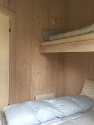 2 Bedrooms Bungalow