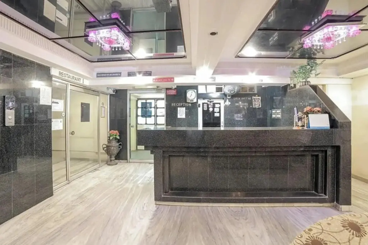 Hotel Sukhakarta