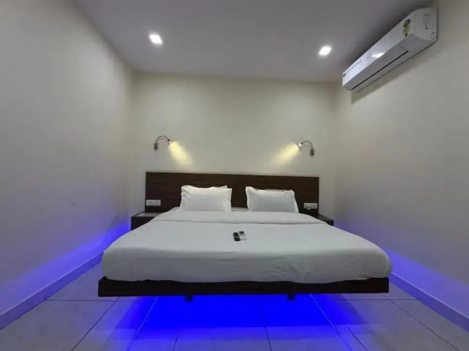 Hotel 36 West Inn