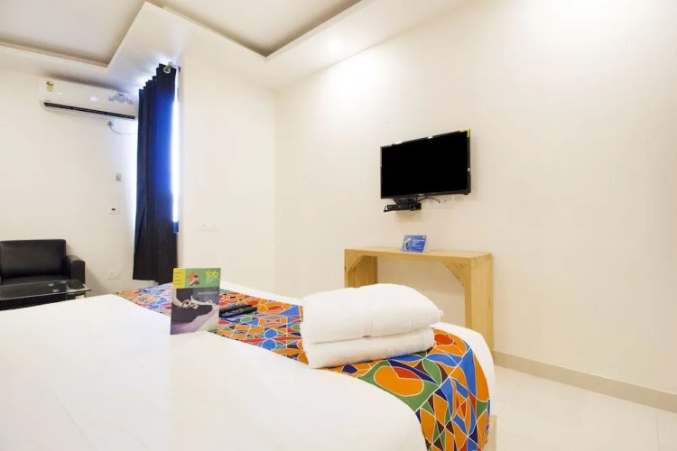 FabHotel Modesty
