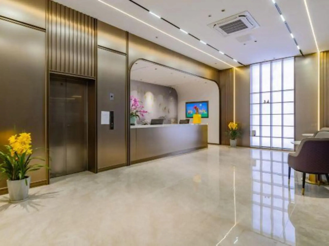 Lis Hotel