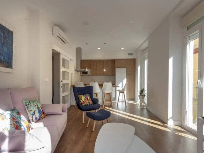 2 Bedrooms Apartment