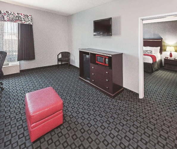 Deluxe Double Suite