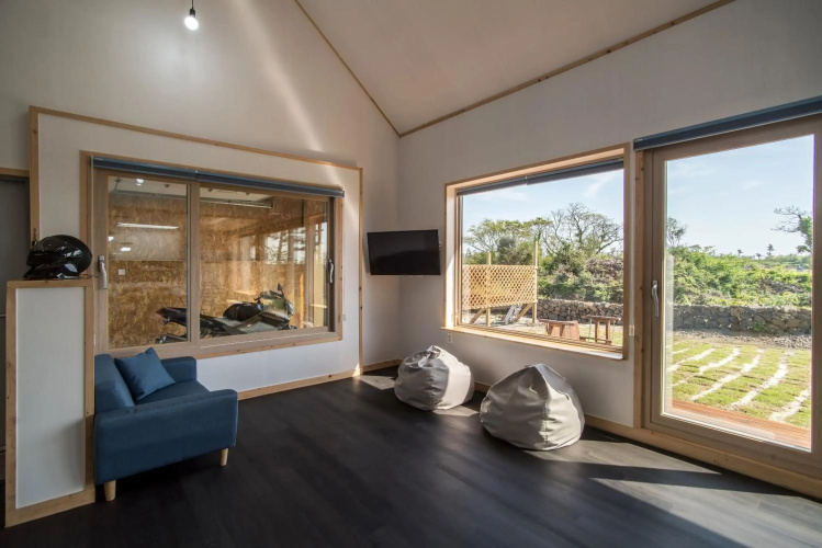 Built in Garage Jeju