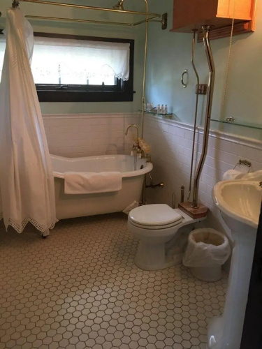 Alaska Heritage House Bed and Breakfast