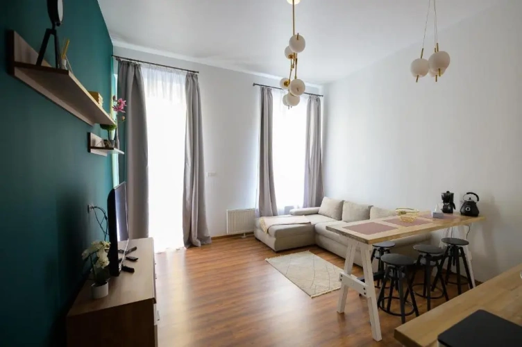 1 Bedroom Apartment
