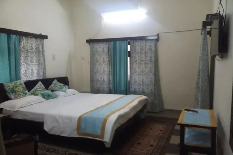 Krishnangan Home Stay