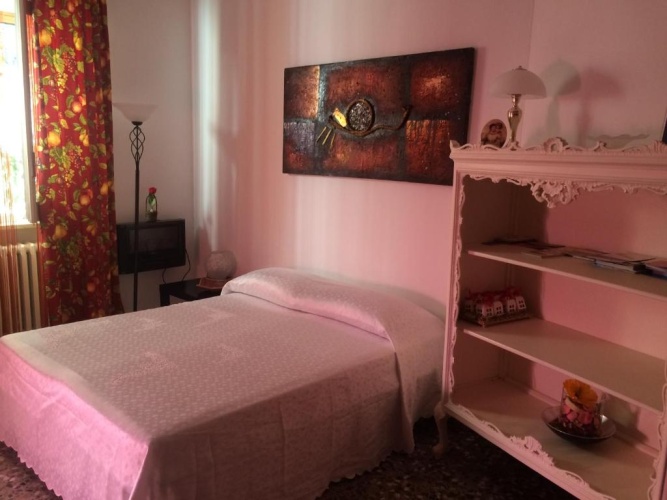 2 Bedrooms Cottage